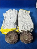 6 NEW Sets of Work Gloves, Womens Size Small with