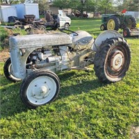 Durand MI - Ford 2N Tractor for parts, salvage or