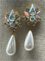 Vintage Fine AB Rhinestone & Faux Pearl Earrings