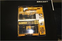 dewalt 25pc right angle attachment with extra