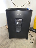 Ativa paper shredder