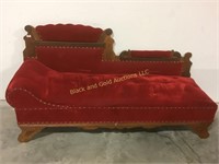 Antique red fainting couch
