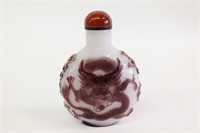 Chinese Overlaid Glass Snuff Bottle