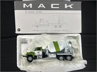 First gear, 134 scale diecast cement, truck