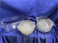 8 Piece Bowl Set plus Pyrex