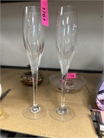 2PC CRYSTAL CHAMPAGNE FLUTES MIKASA FLAME D'AMORE
