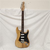 Electric Solid Body Guitar