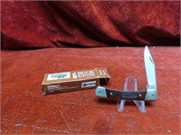 Vintage Buck Maverick 704 folding knife w/box.