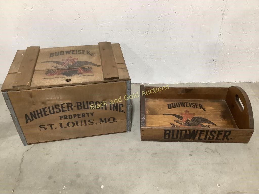 Budweiser VTG Beer Crate & Wood Tray