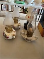 4 minature oil lamps