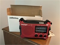 Voyager Receiver radio