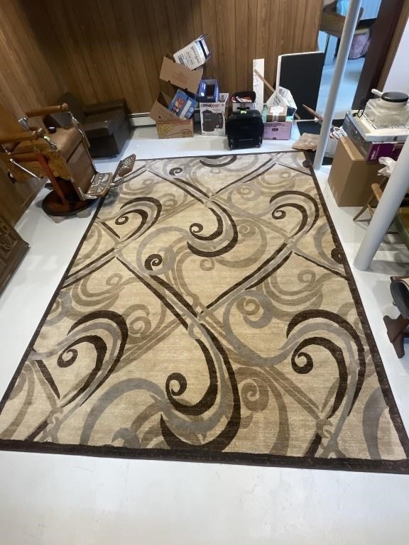 Area rug 131 x 92”