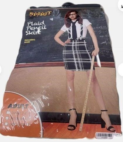 Size M Spirit Brand Plaid Pencil Skirt