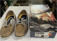 MENS SPERRT DECK SHOES SIZE 8 1/2M