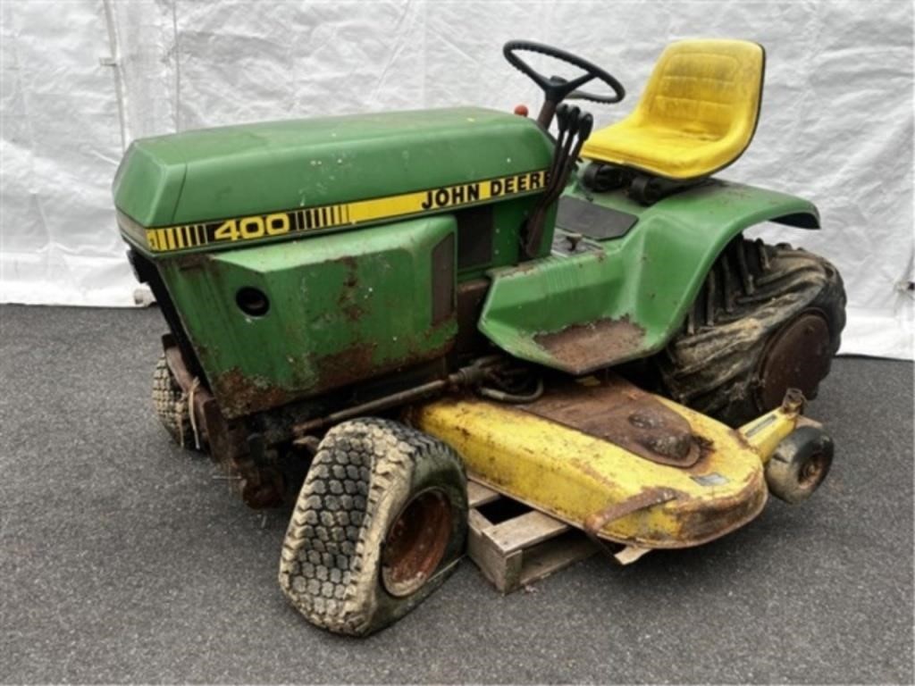 John Deere 400 Garden Tractor