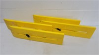 Pair of plastic planer boards