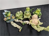 Group of frog decor. 2 sets of salt and pepper