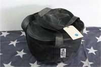 Cast Iron Dutch Oven w/ Lid  & Carrying Case