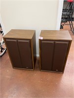Pair of Fisher Model XP-95B Speakers untested B