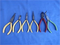 4 Needle Nose Pliers, 2 Wire Cutters