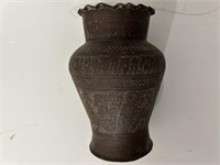 Egyptian King Tutts tomb, bronze vase 6.5in h