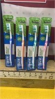 4 Oral B Toothbrushes
