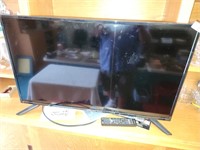 Element Flat Screen TV, Approx 21x35", w/ Remotes