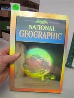 Vtg December 1988 National Geographic Hologram