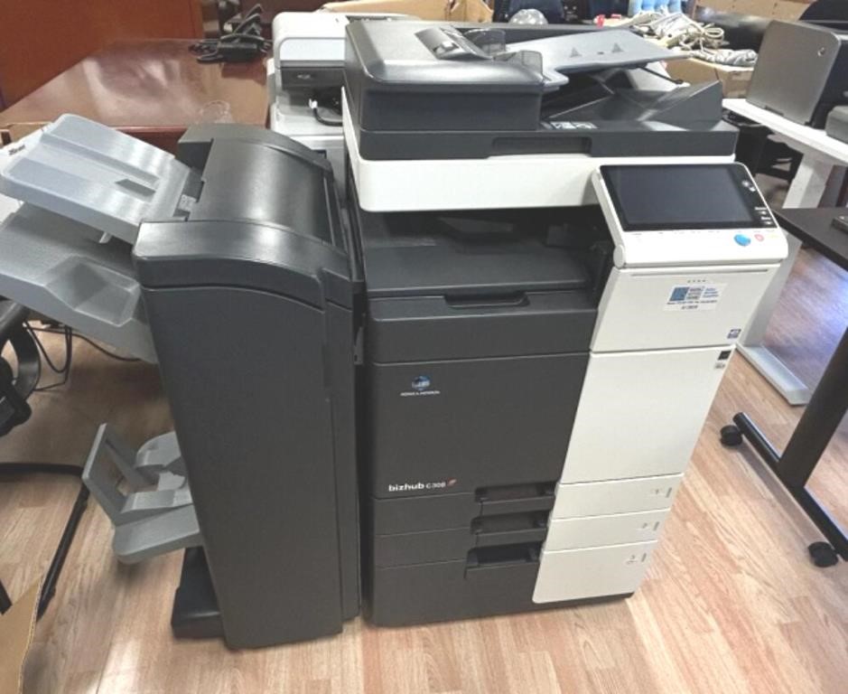 KONICA - C380  DIGITAL COLOR COPIER