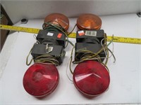Pair of Magnetic Trailer Lights, needs plugs