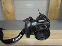 Canon Powershot SX10IS Camera