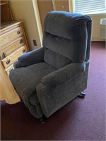 Blue lifting recliner, nice condition