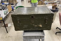 Vintage US Army Signal Corp Military Trunk