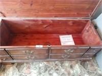 Lanes Cedar Chest with Fabric Seat