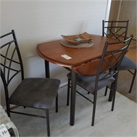 TABLE & CHAIRS