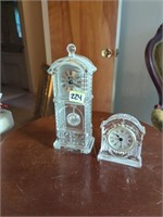 2 crystal glass clocks