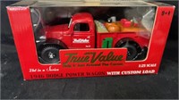 True Value diecast  1:25 1946 Dodge Power Wagon