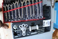 Heavy Duty Slide Hammer and Set of Wrenches