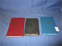 bibles .