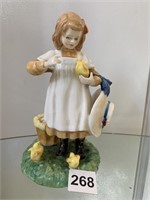 AGE OF INNOCENCE ROYAL DOULTON 7.5" H