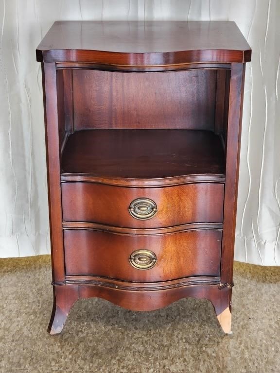 VINTAGE MAHOGANY NIGHTSTAND BY DREXEL