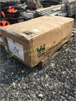 9" BAND SAW IN BOX