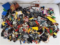 Large Lot Of Assorted Legos