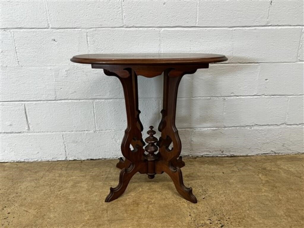 Victorian Oval Parlor Stand