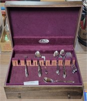 APPROX 72 ONIDA SILVER PLATE FLATWARE