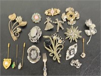 Vintage brooches