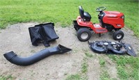 Troy-Bilt Bronco Lawn Tractor 42" Deck w/ Bagger