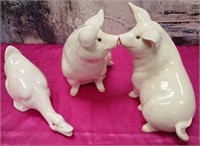 SW - KISSING PIGS & GOOSE FIGURINES (R50)