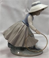 1980 NAO by Lladro 297 Girl With Hoop