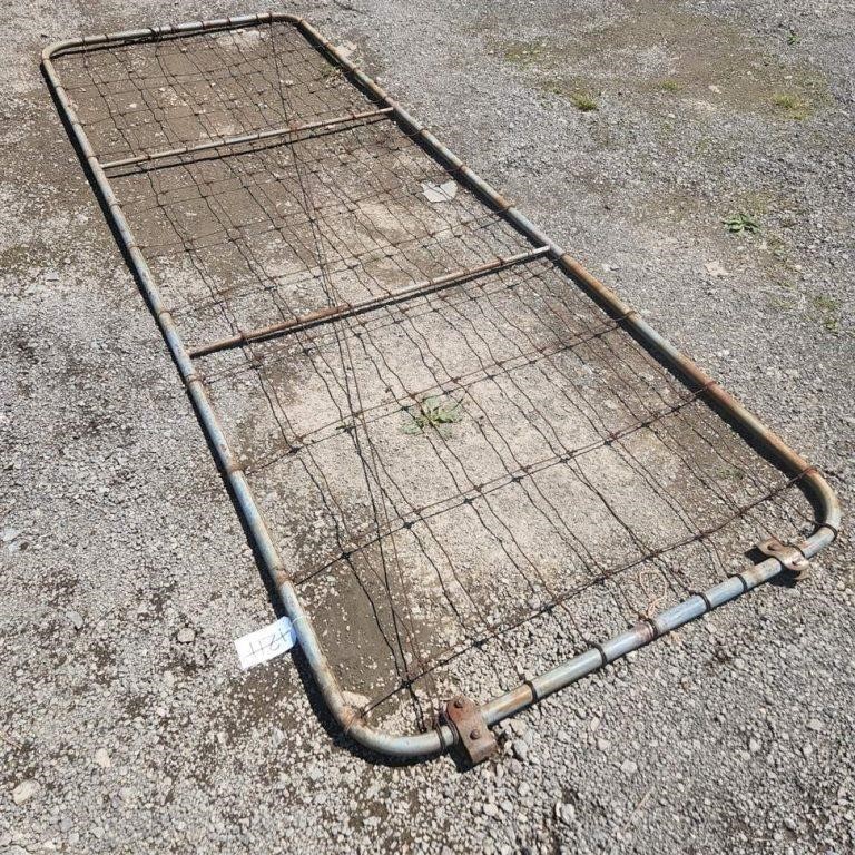 Wire Gate 140" Wide